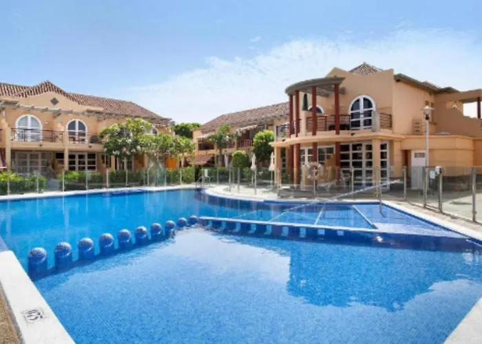 Story - Palmeral Oasis