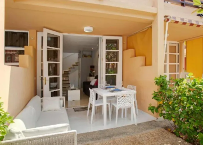 Story - Palmeral Oasis Maspalomas (Gran Canaria)